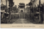 Environs de Yunnan-fou -- Entrée de la Pagode de Cuivre / [Around Yunnan-fu - Entrance to the Copper Pagoda]